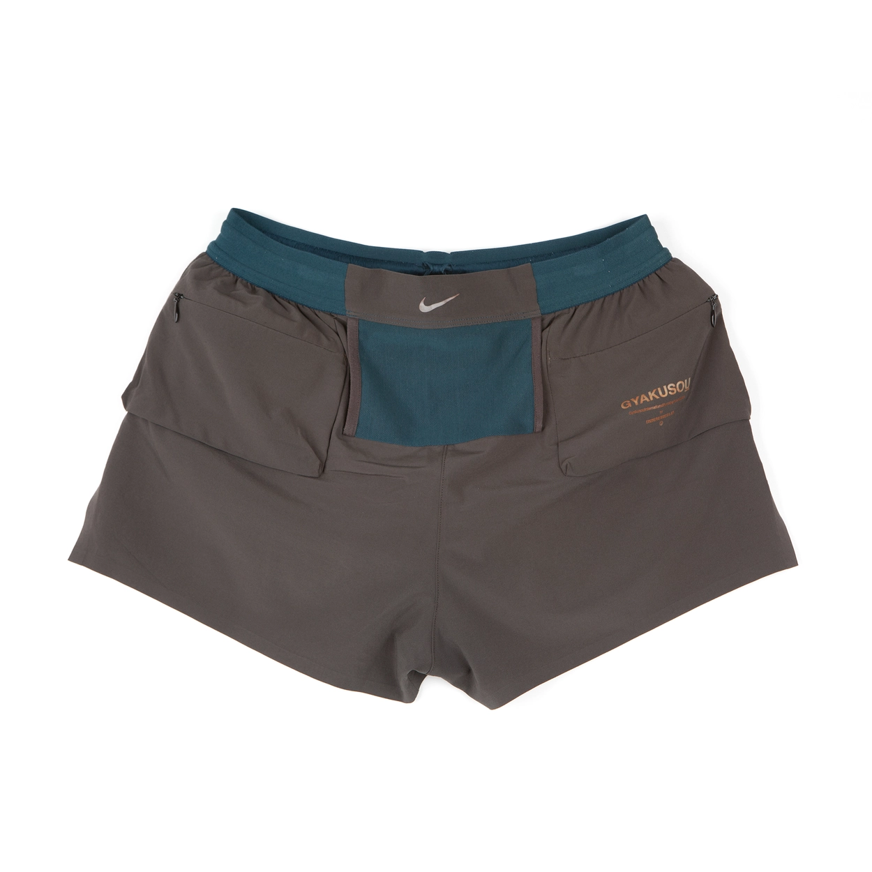 NIKE GYAKUSOU タンクトップ ショートタイツ　セットアップ NIKE 不相応 GYAKUSOU タンクトップ ショートタイツ セットアップ