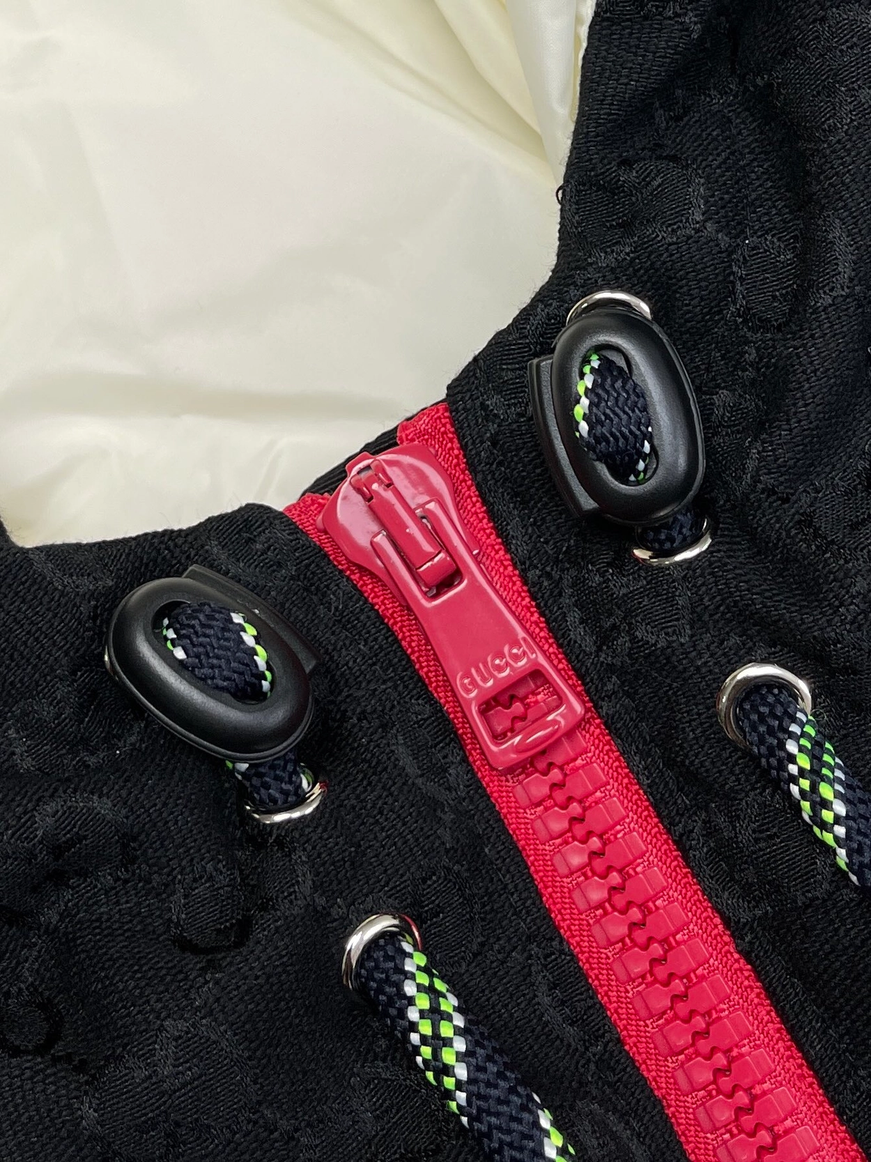 464802bcd8b40.jpg