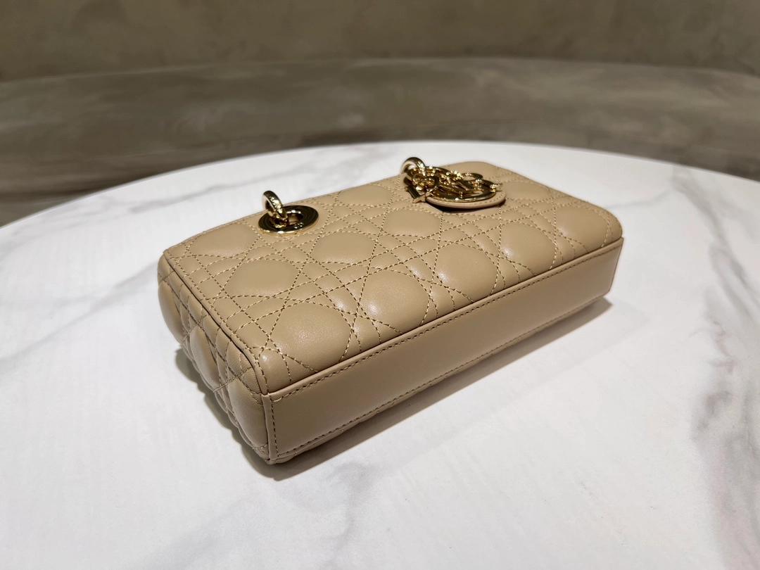 538a778b817cf.jpg?w=1920