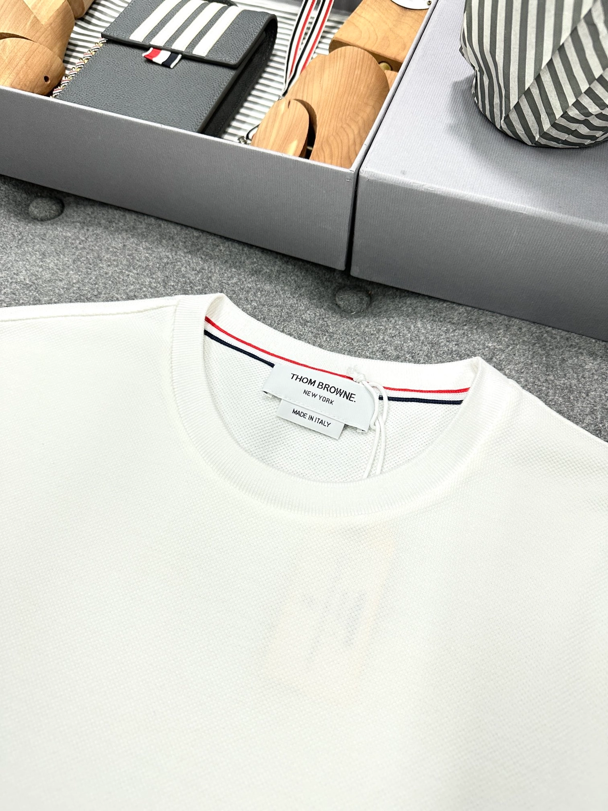598128cc75913.jpg