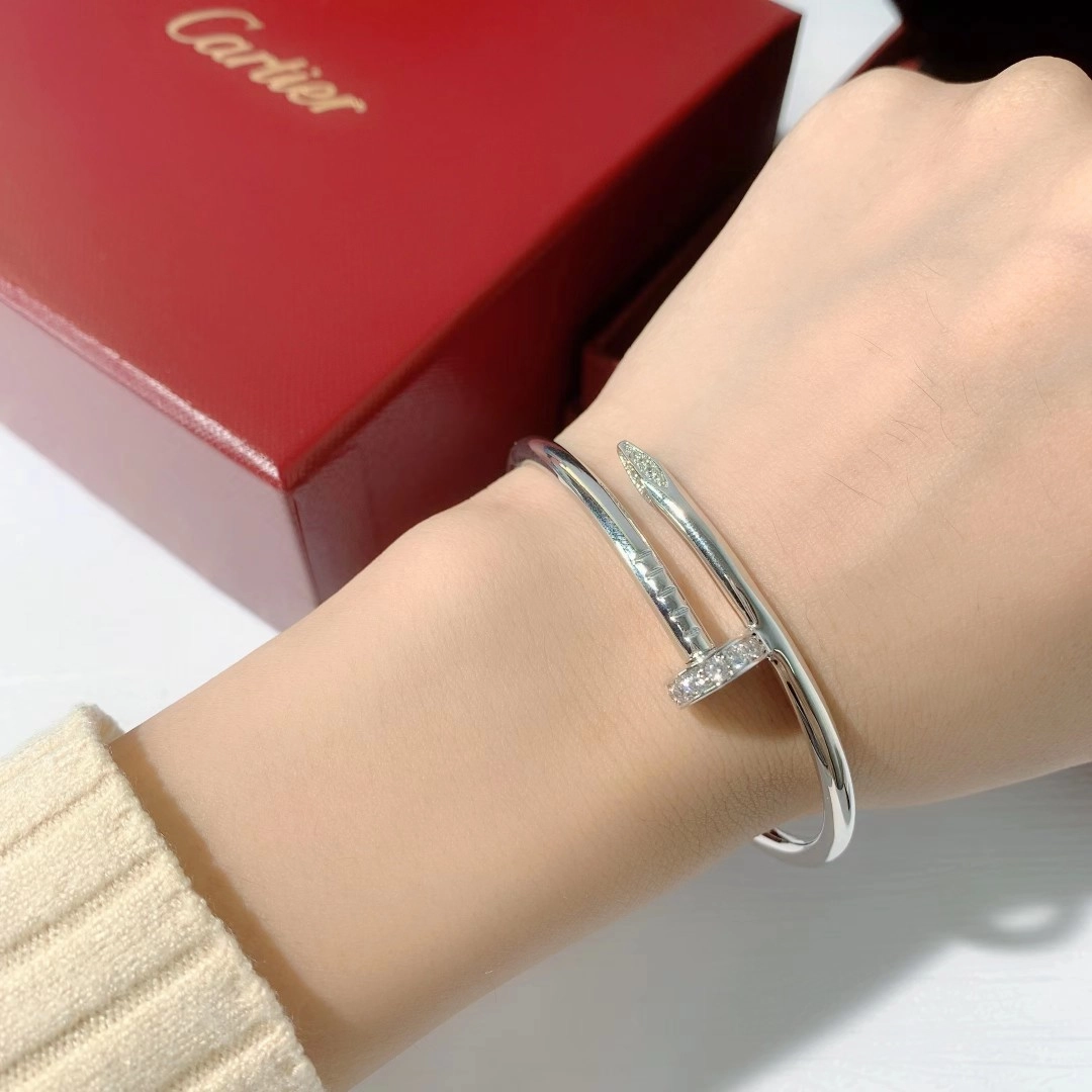 666055ab03191.jpg?w=1920