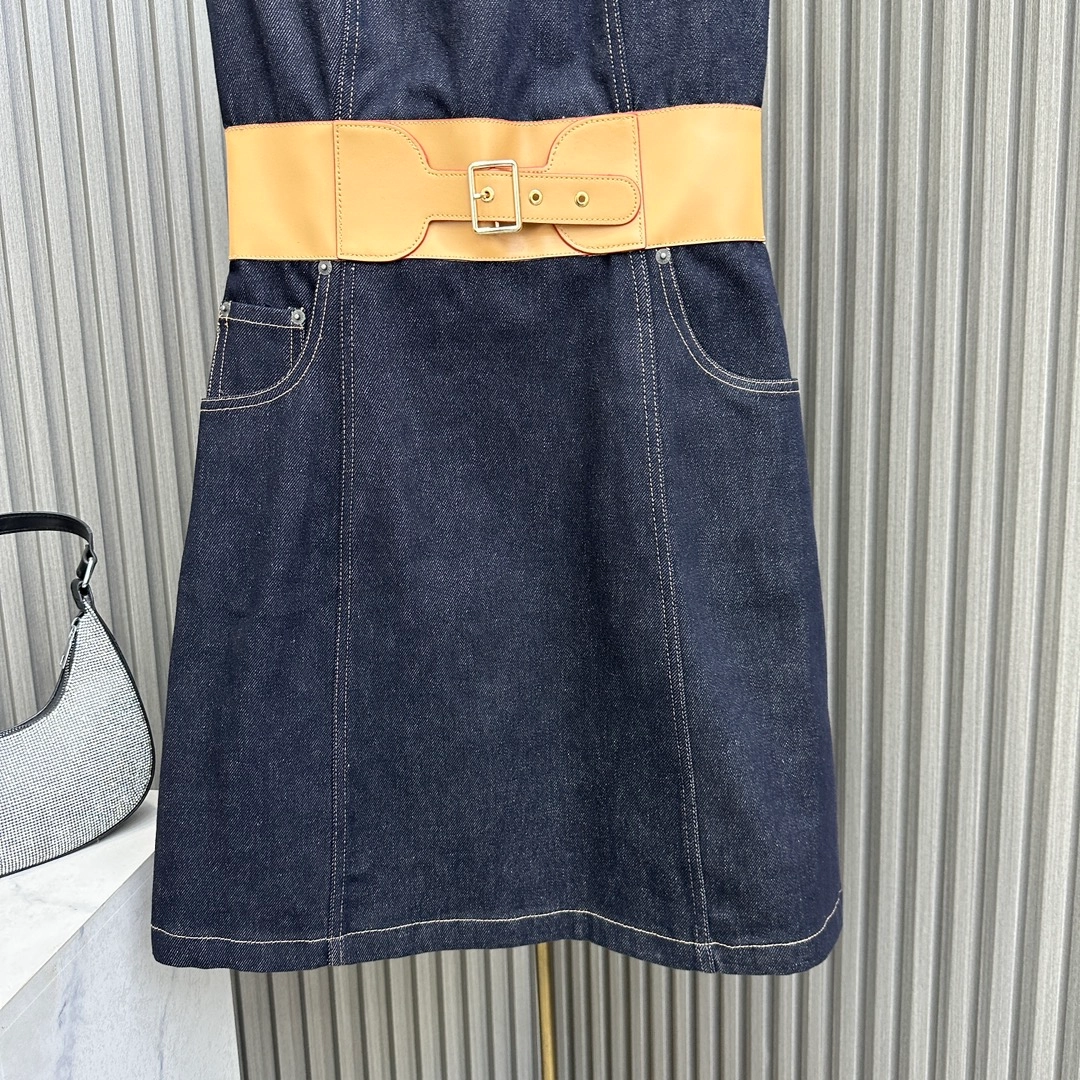 a6cff03060c60.jpg