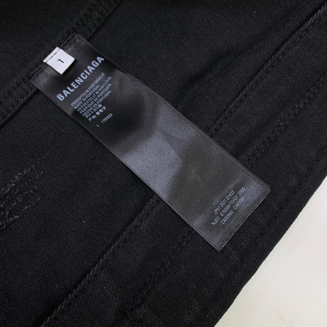 b238e7f763fb4.jpg