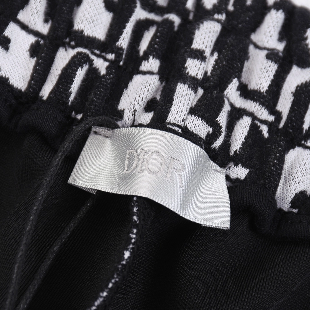 b35cd46d33857.jpg