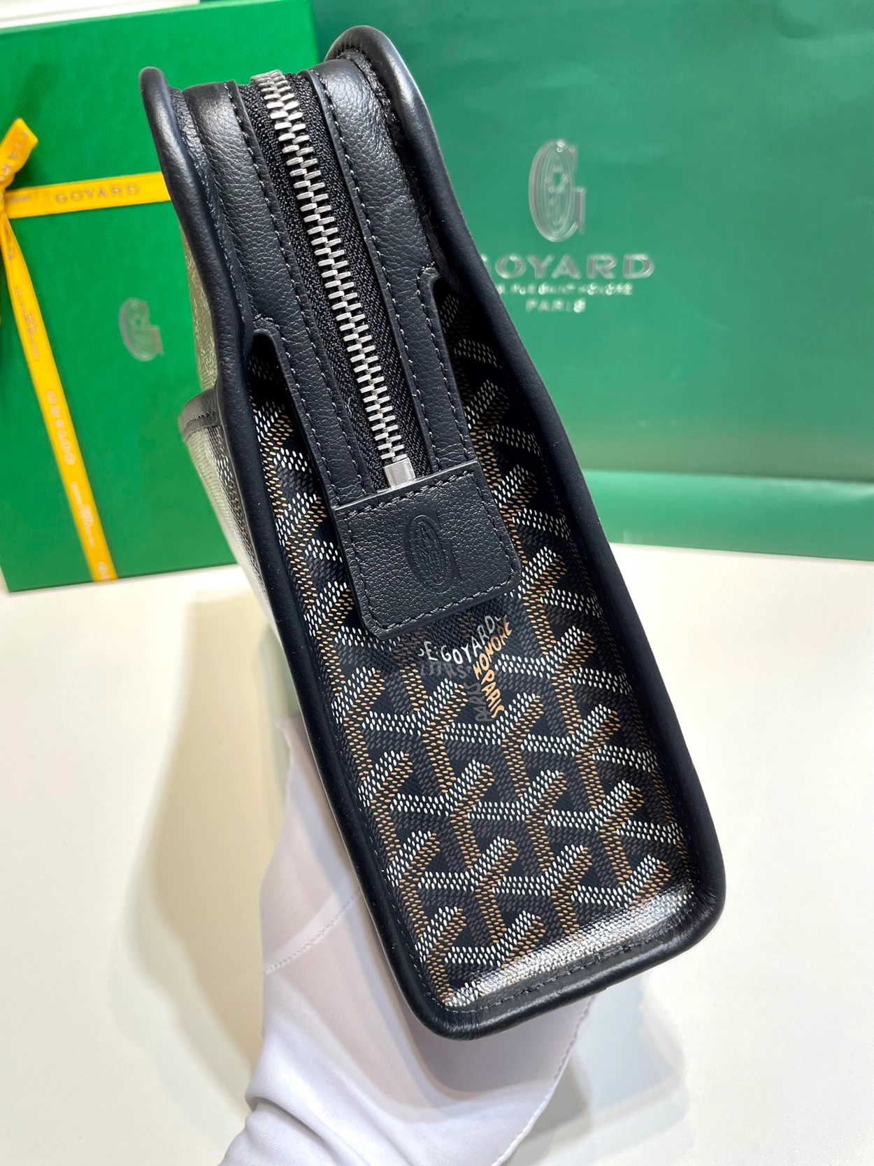 ce077f56f9eed.jpg