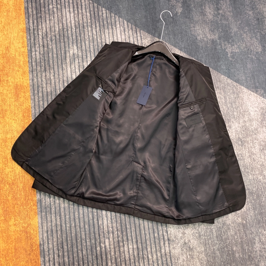 f7de796902d31.jpg