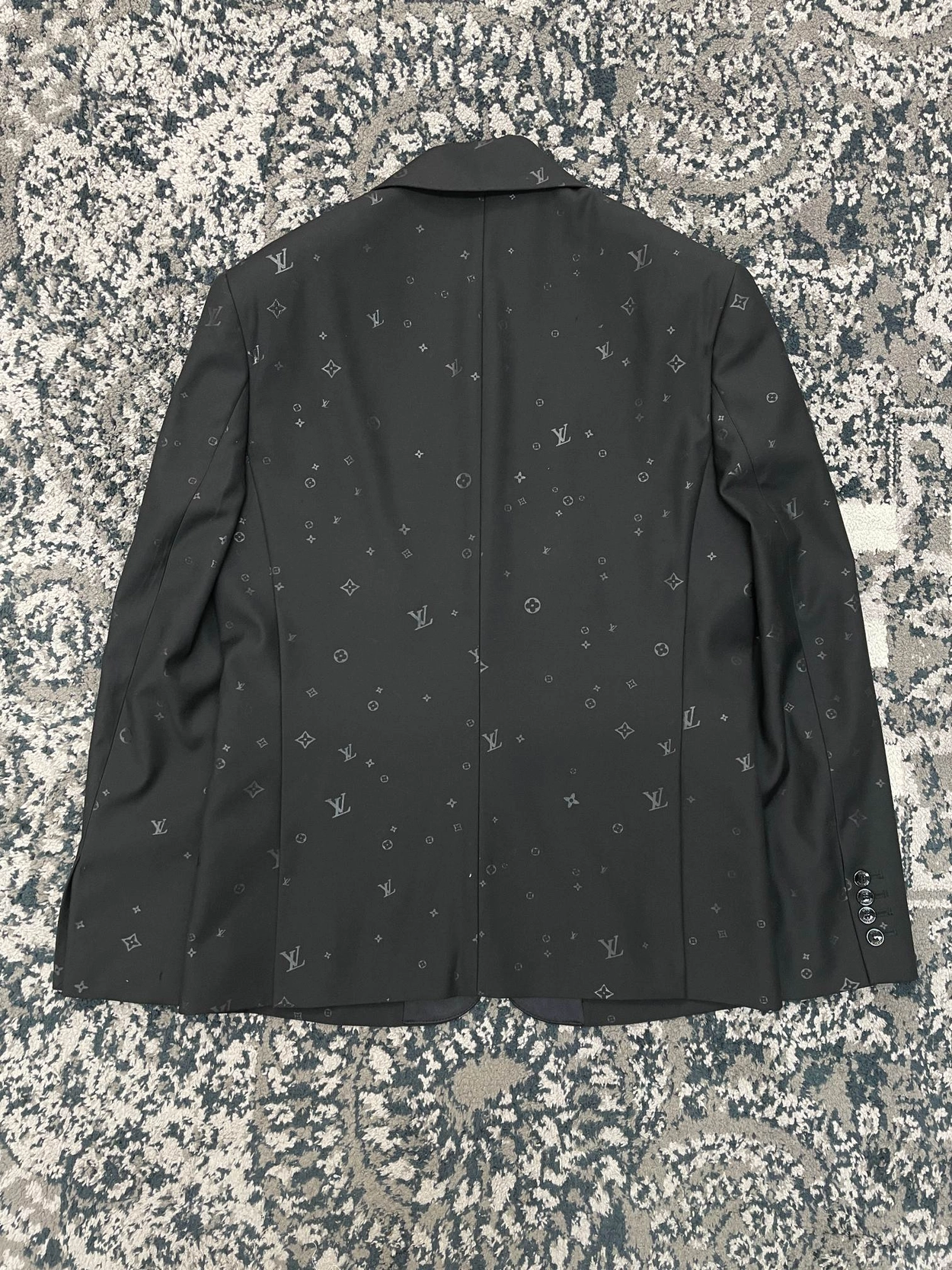 f93952841f838.jpg