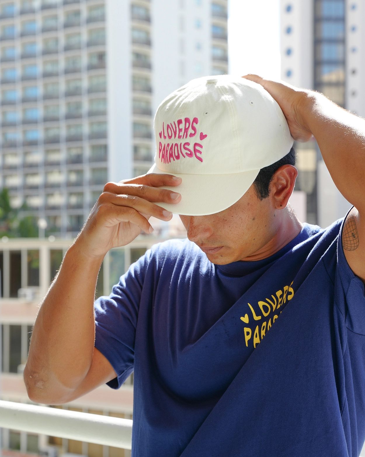 HS x SG Wave Relaxed Fit 6panel Cap - Ivory : SOUNDS GOOD STORE