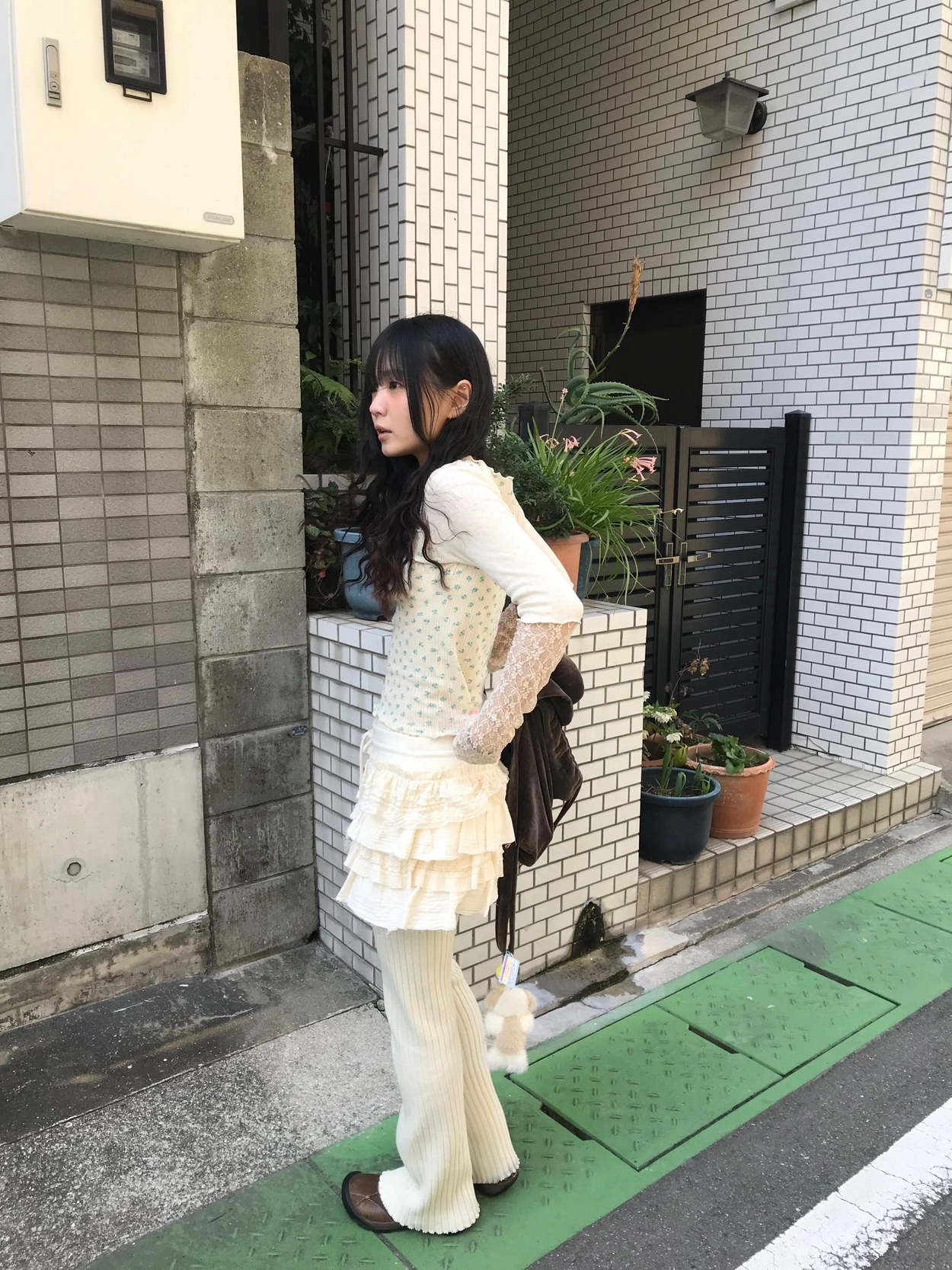 パンツ型裏地付き] フリルストリングスカート | ファッション