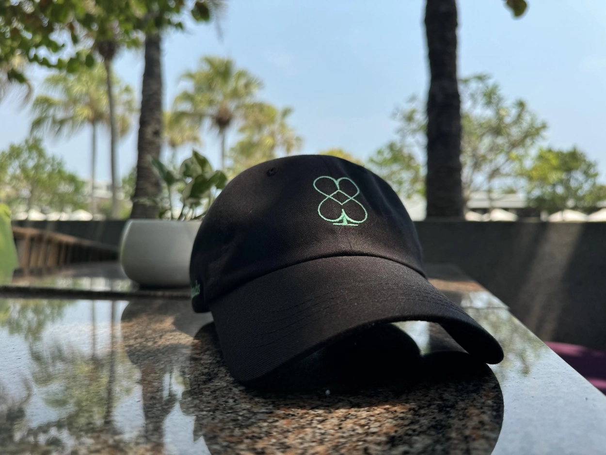 Premium Hard Cap : Quads 쿼즈 - 공식 온라인 스토어