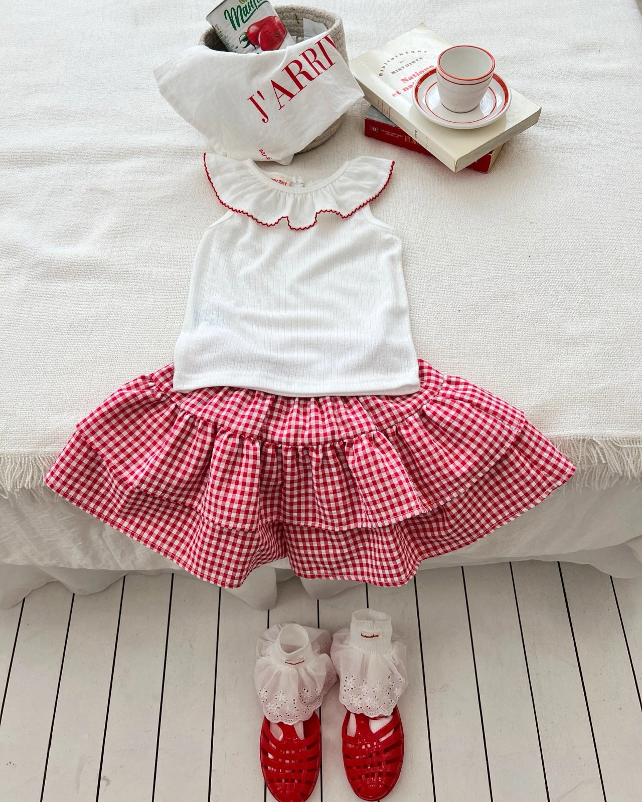 Apple Smile Pincoat Sleeveless Ivory