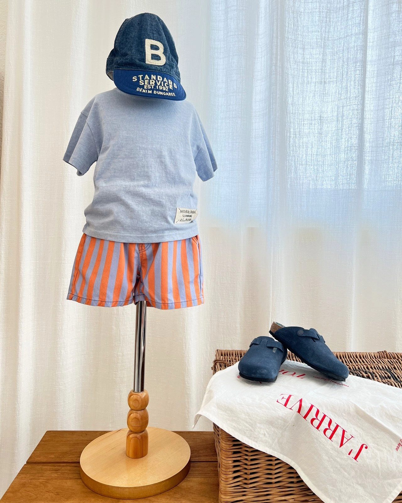 Apple Smile Border Stripe Shorts Orange