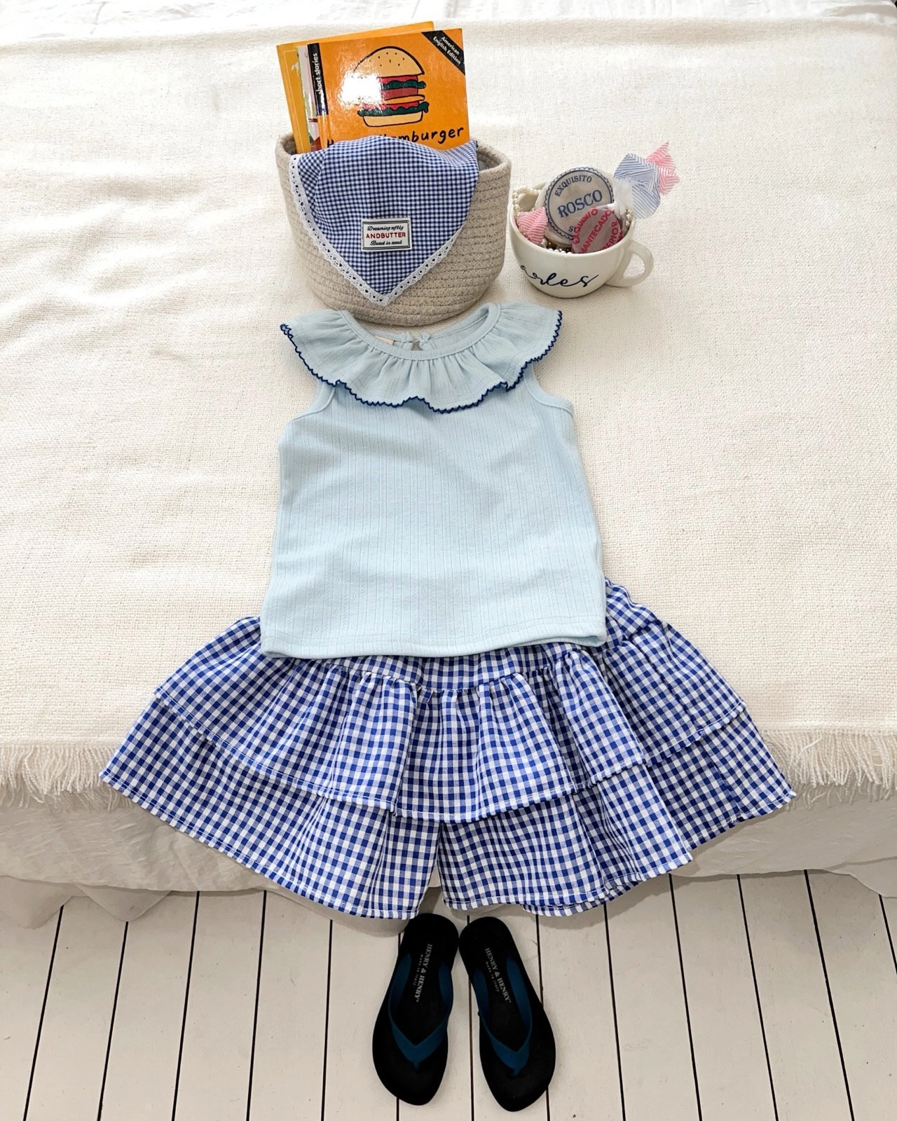 Apple Smile Tiered Shorts Blue