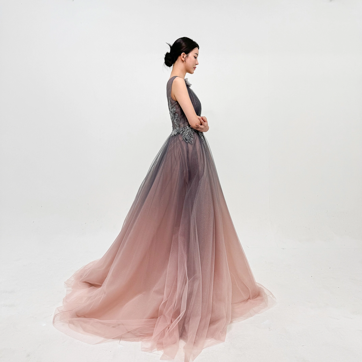 CL-240403-07 : 韓国 Wedding Dress 直送｜新作・中古・在庫