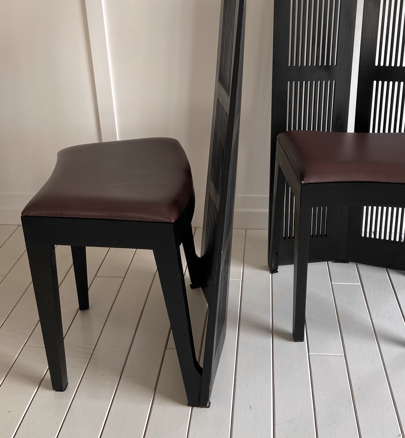 1991 Lubekka ChairㅣCassina, Italy : MARKT FAHRT 마켓파흐트