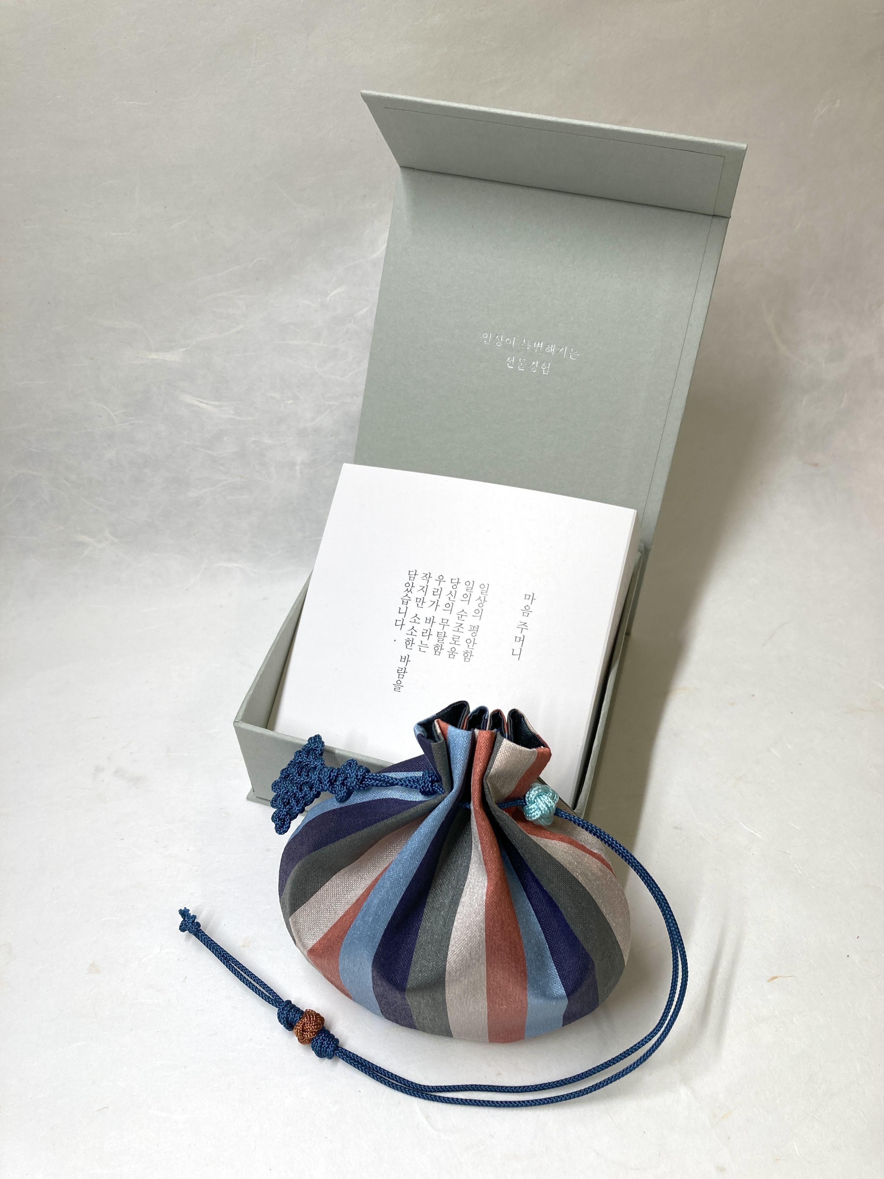 Korean Traditional Lucky Pouch Fortune Bag : WA YU JAE