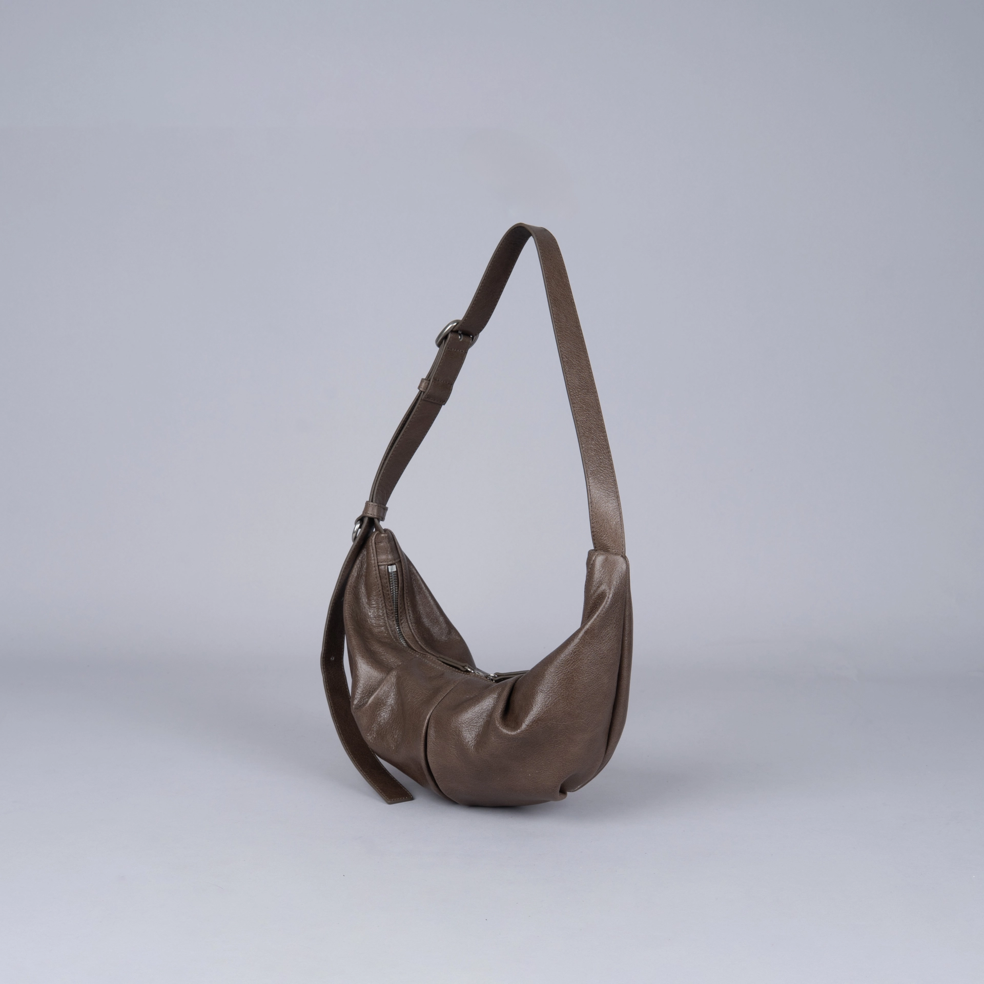 Separated body bag / Cent Crossbody Bag