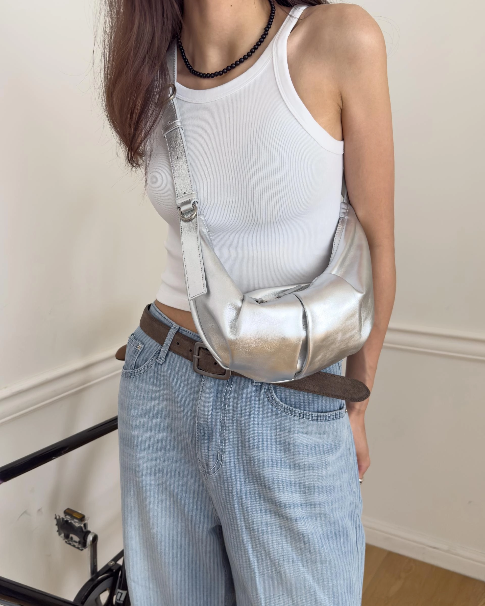 Separated body bag / Cent Crossbody Bag