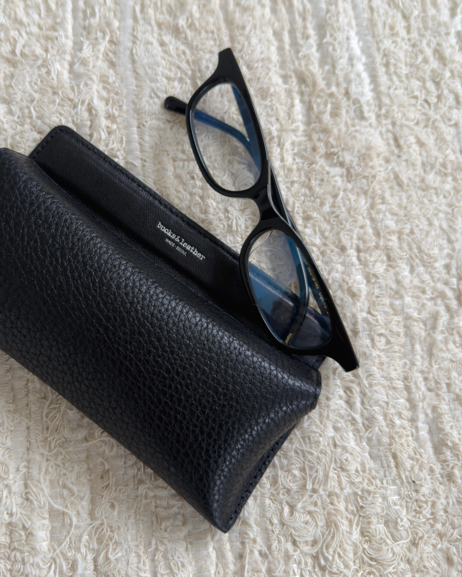 纤薄简约眼镜盒 / Slim Eyewear Case