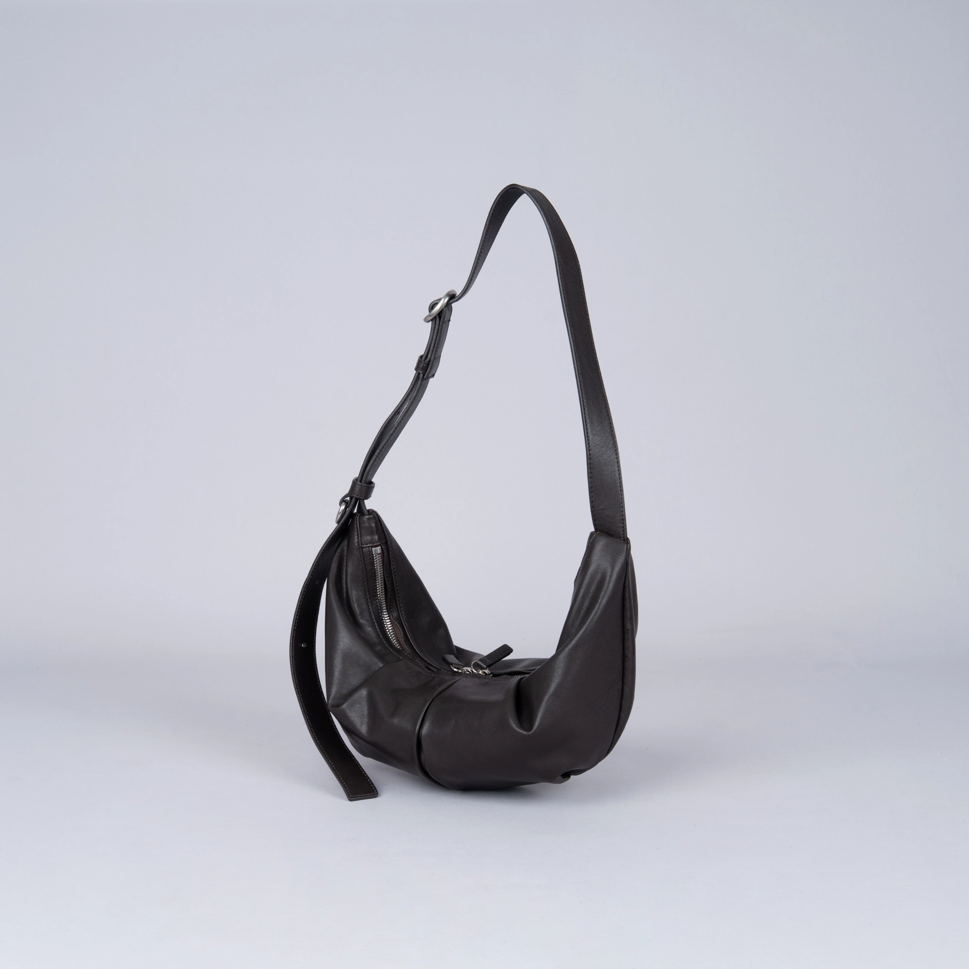 Separated body bag / Cent Crossbody Bag