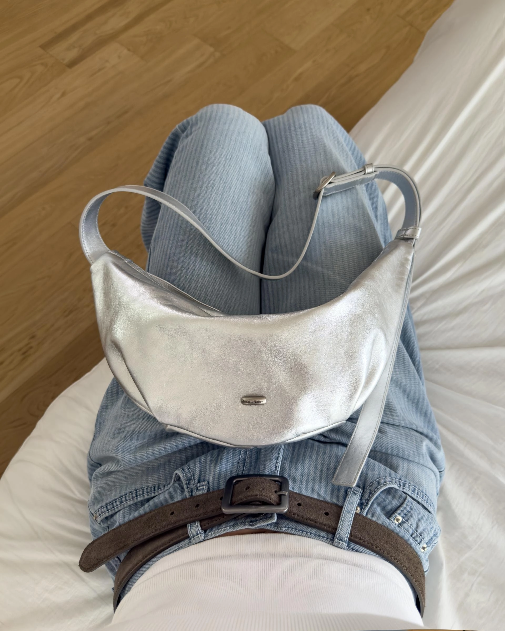 Separated body bag / Cent Crossbody Bag