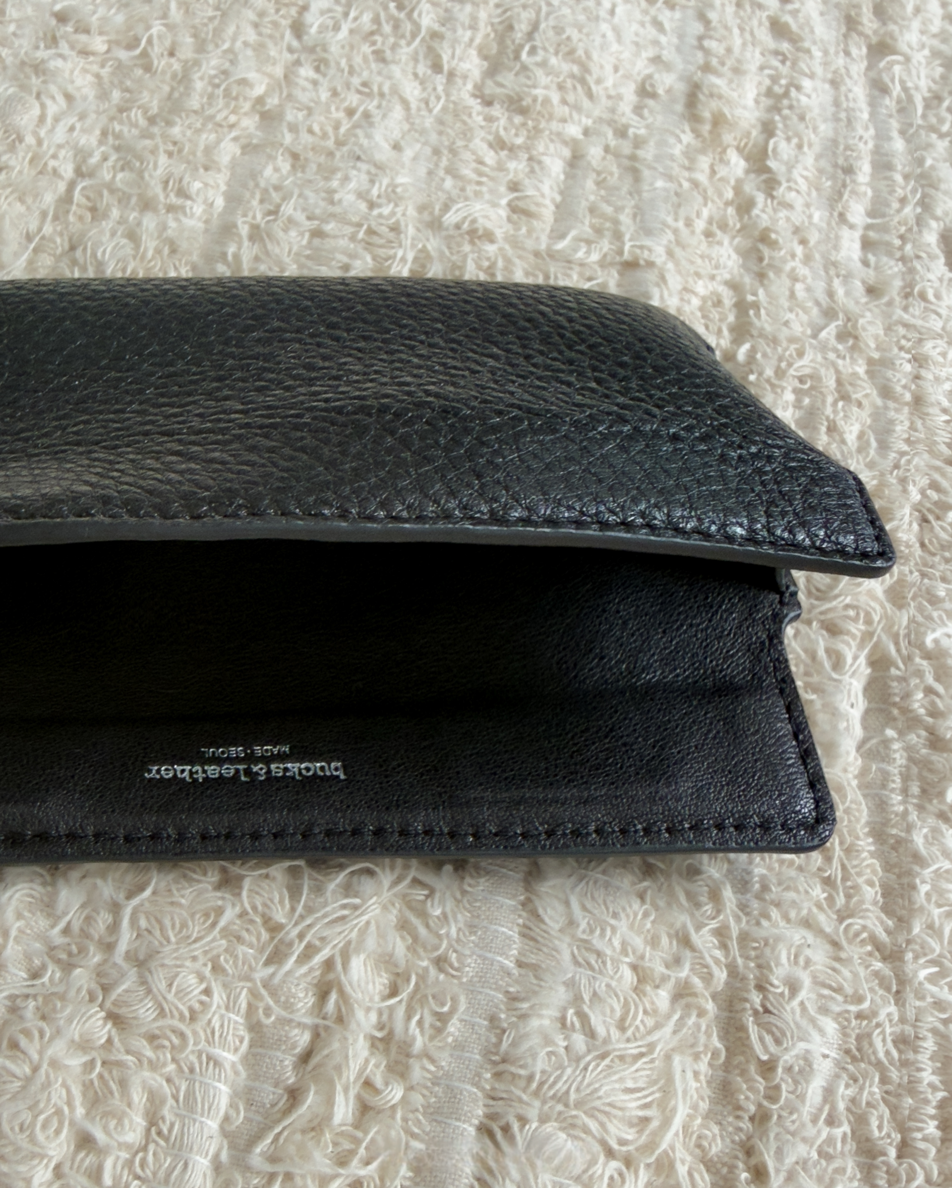 纤薄简约眼镜盒 / Slim Eyewear Case