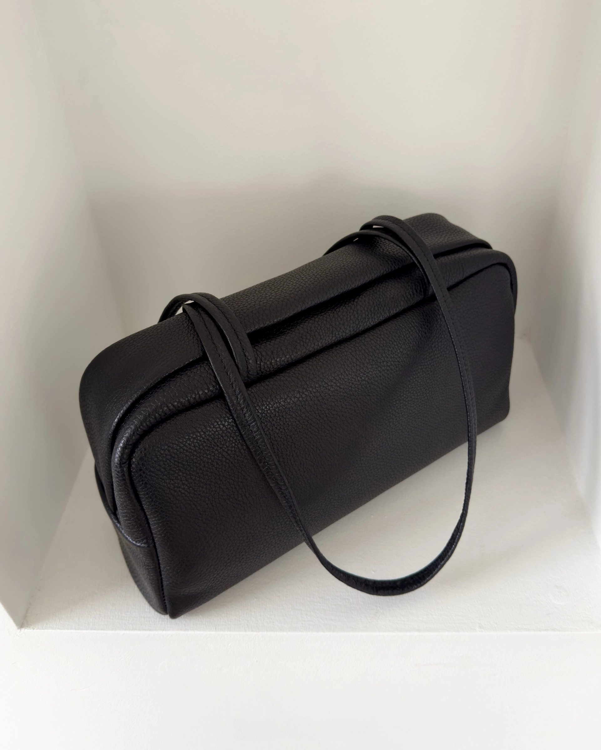 磁吸合页包 / Fold Bag