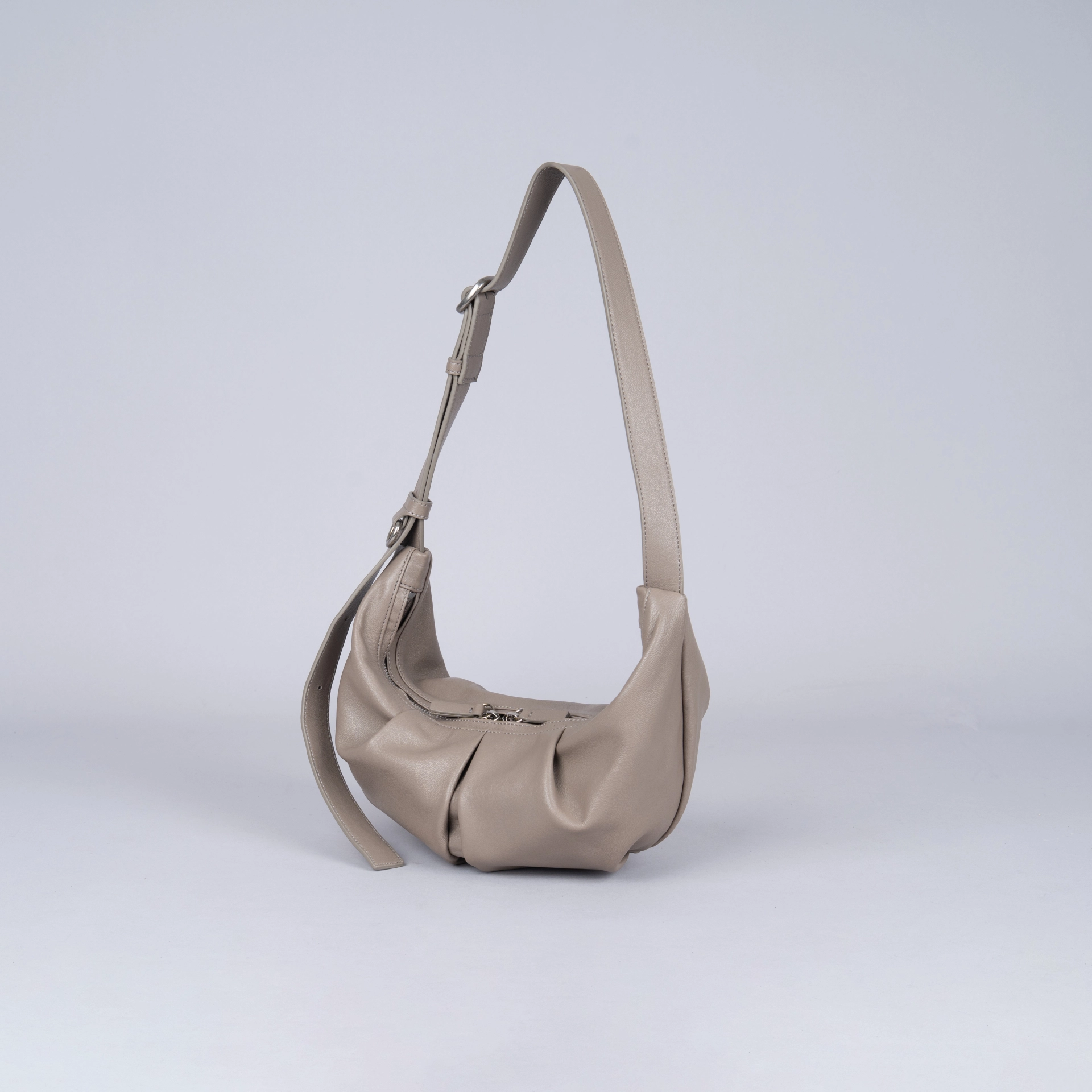 Separated body bag / Cent Crossbody Bag