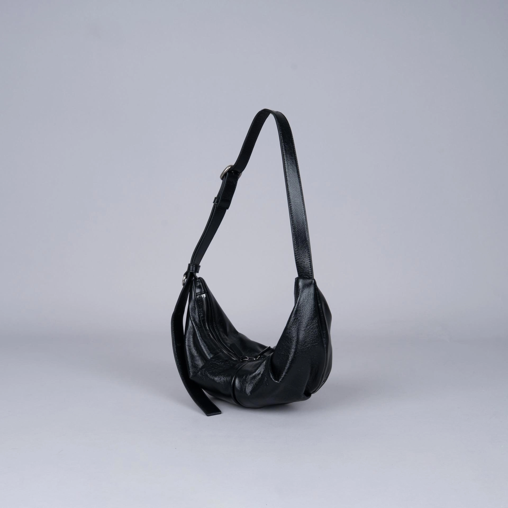 Separated body bag / Cent Crossbody Bag