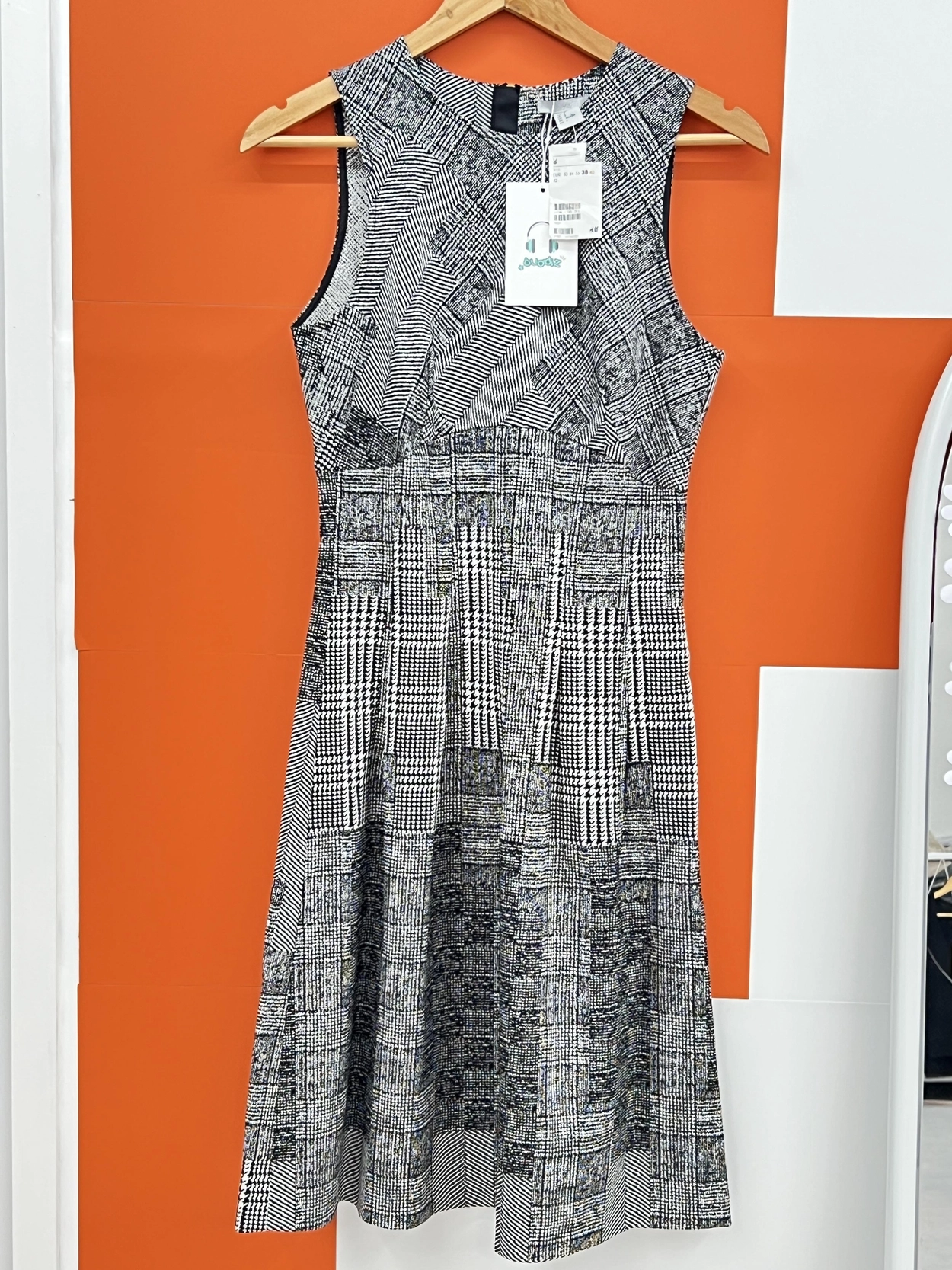 버디즈 빈티지 H&M 에이치 앤 엠 폴리에스터 비스코스 원피스 M (새상품)