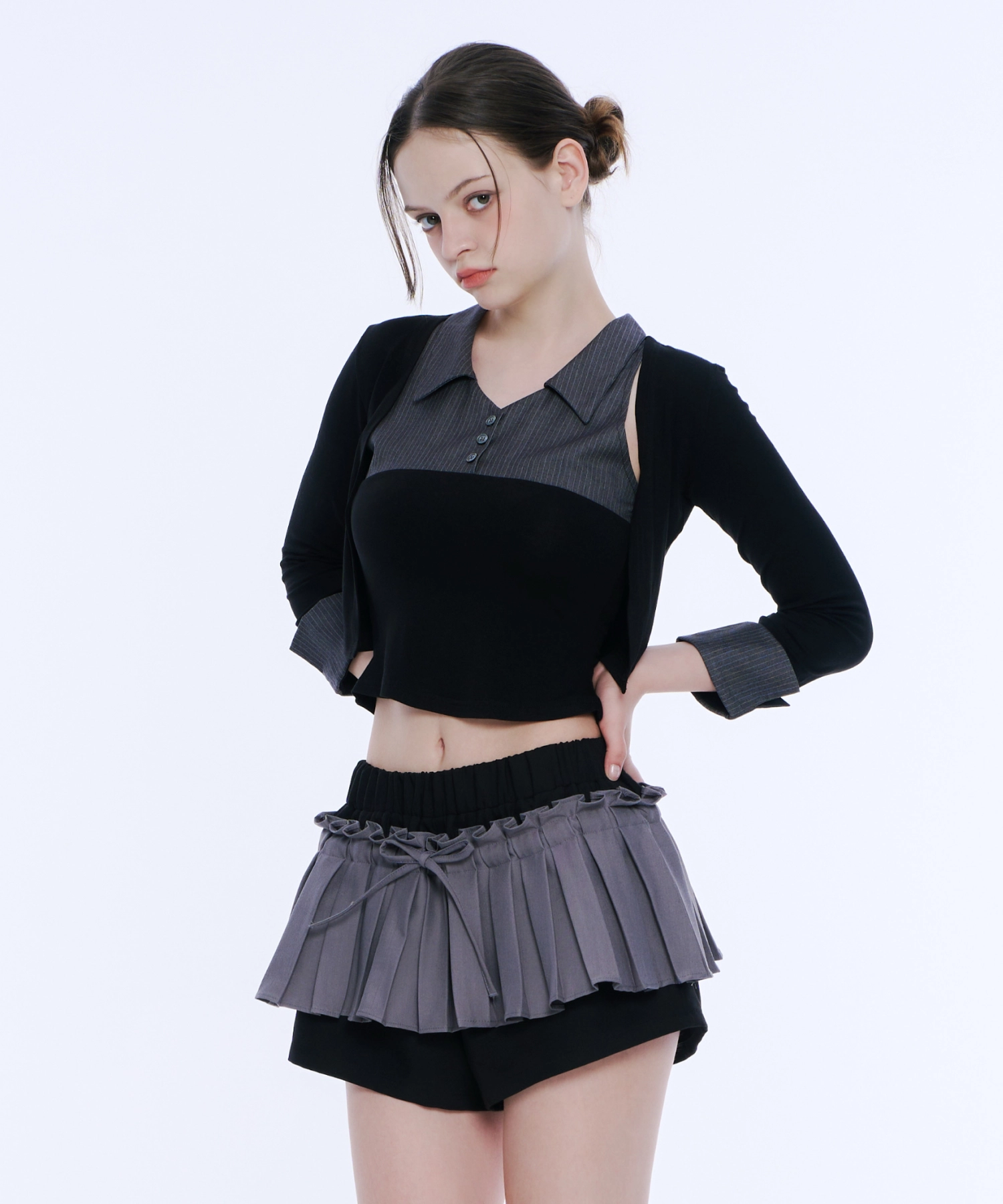 Layered Sleeveless Top & Bolero Set (Black&Grey)