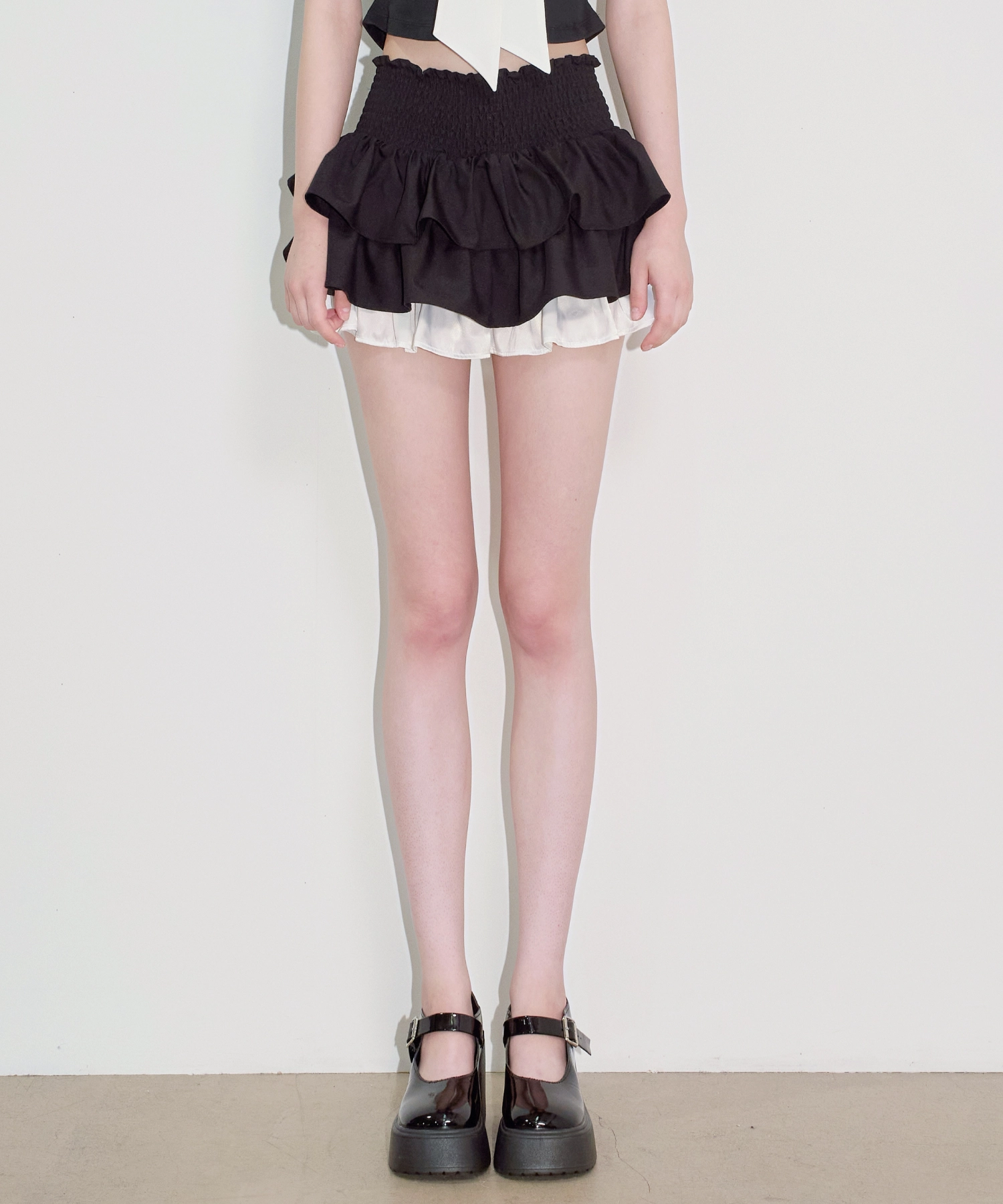 Layered Ruffle Smocked Waist Mini Skirt (black)