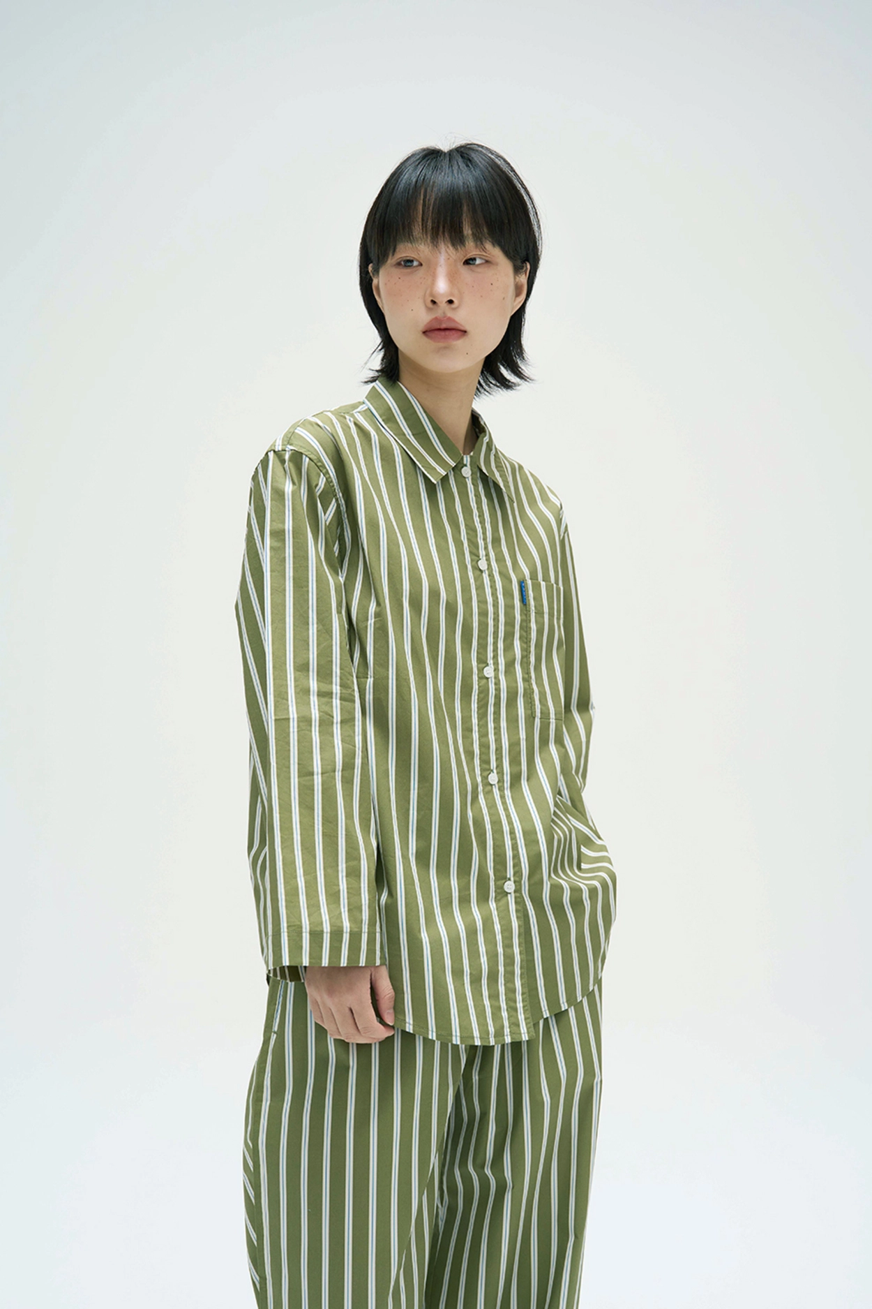 멜빵 스커트/바지 모델 착용 이미지-S1L37