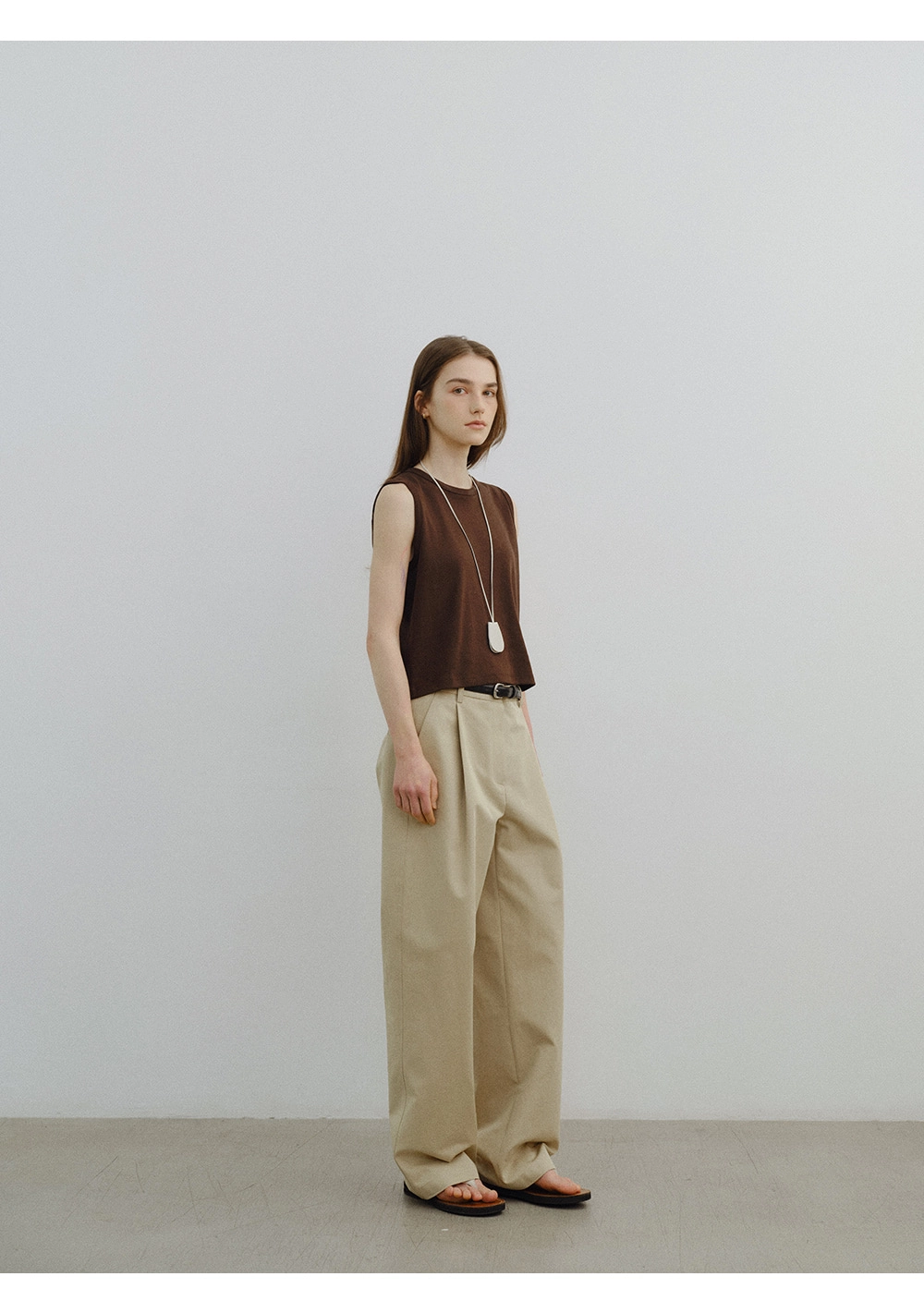 One-tuck wide chino pants_2colors