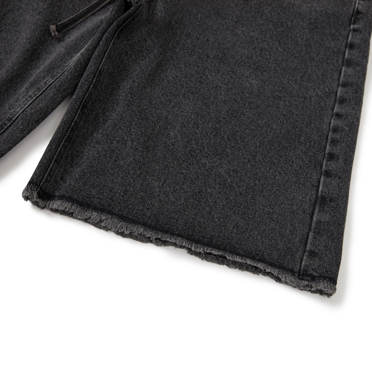 24SU BELT POINT DENIM SHORTS / DARK GREY