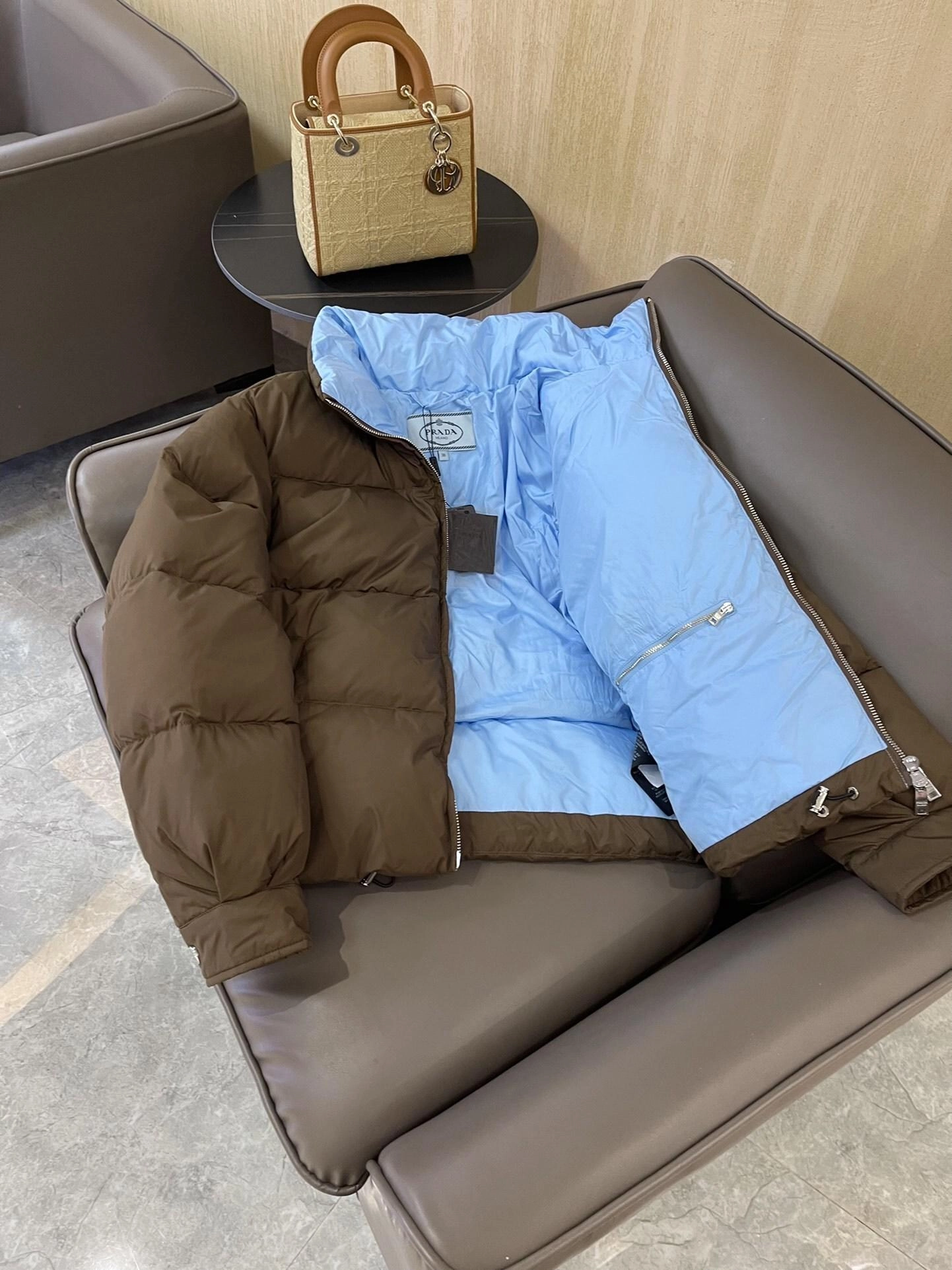 리나일론 숏 다운 재킷