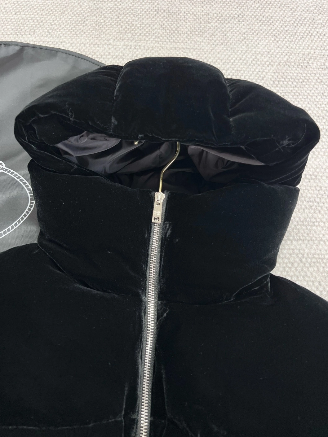 벨벳 후드 패딩 재킷