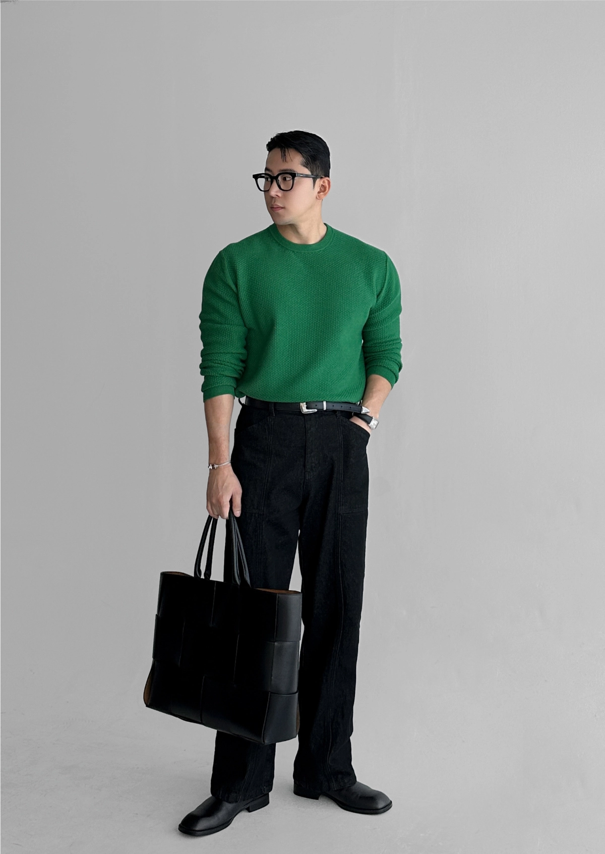 긴팔 티셔츠 모델 착용 이미지-S71L63