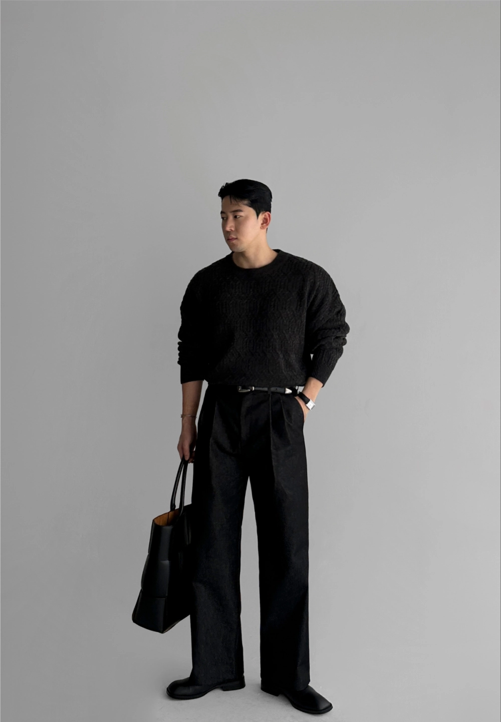 긴팔 티셔츠 모델 착용 이미지-S207L13