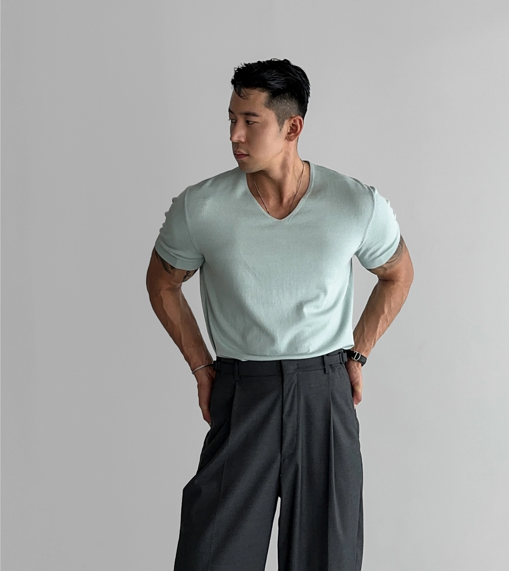 반팔 티셔츠 모델 착용 이미지-S439L46