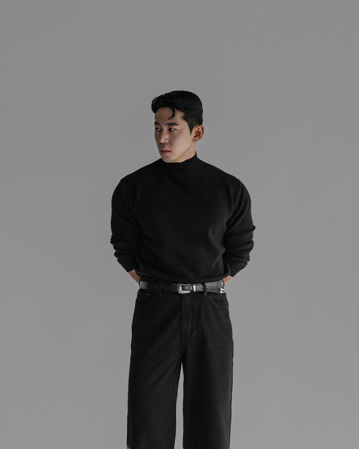 긴팔 티셔츠 모델 착용 이미지-S438L1