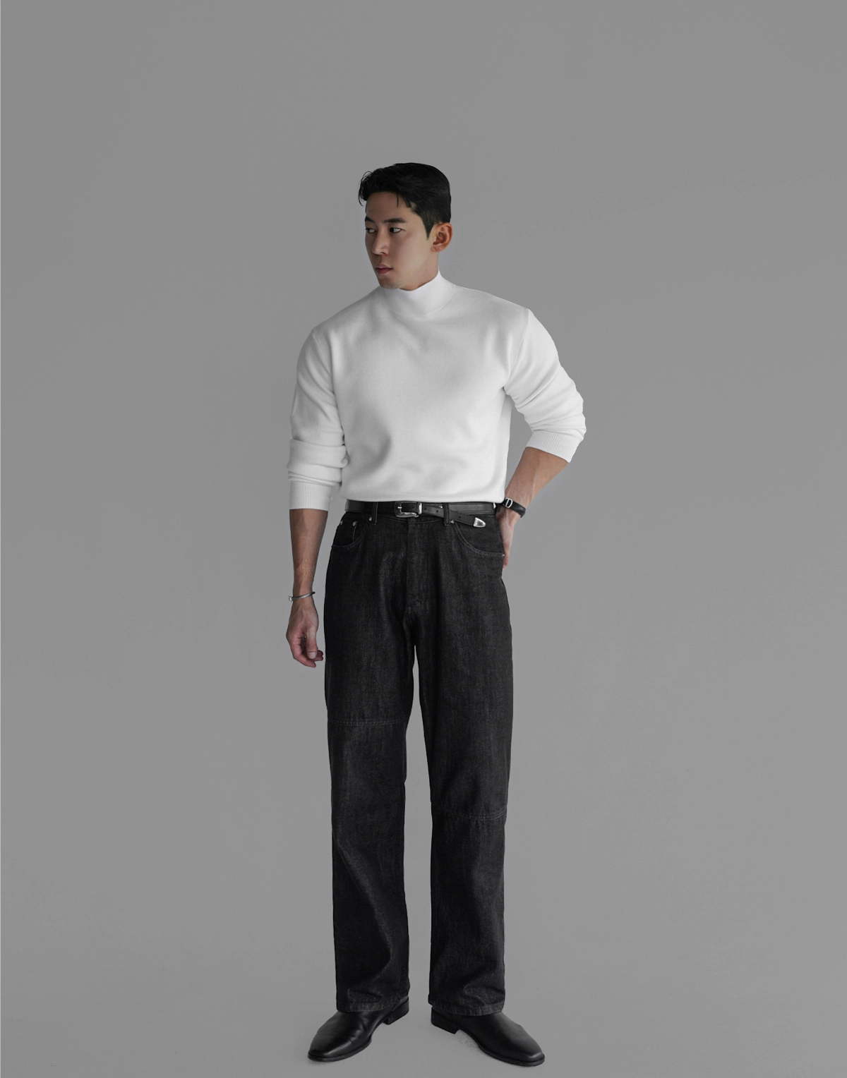 긴팔 티셔츠 모델 착용 이미지-S438L3