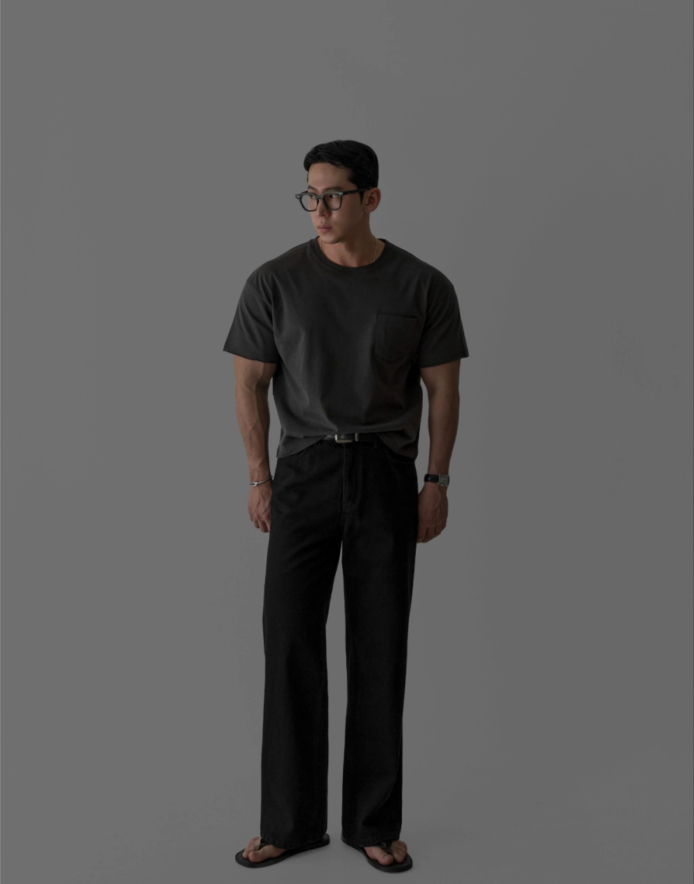 반팔 티셔츠 모델 착용 이미지-S264L31