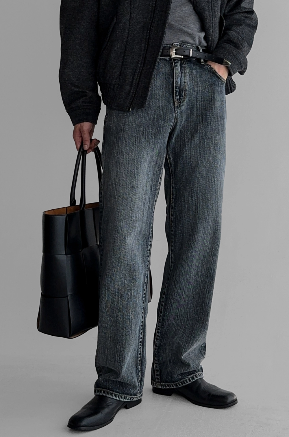 바지 모델 착용 이미지-S62L5