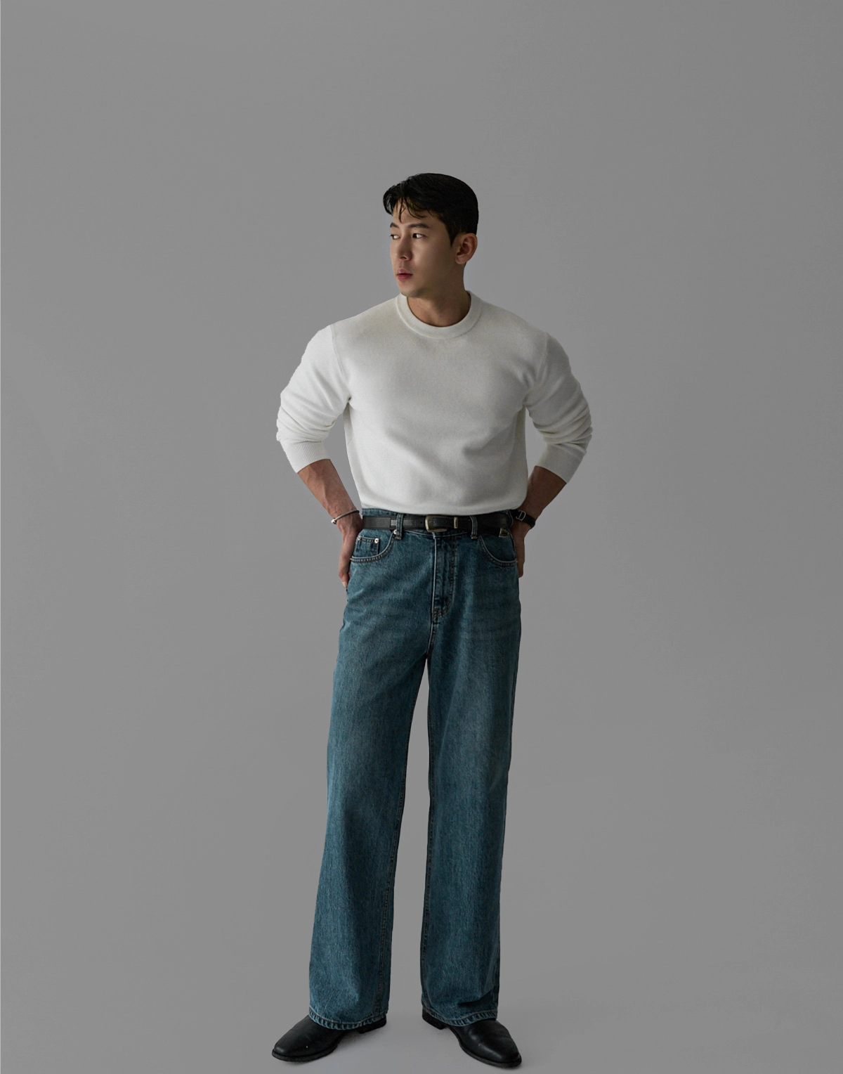 긴팔 티셔츠 모델 착용 이미지-S480L2