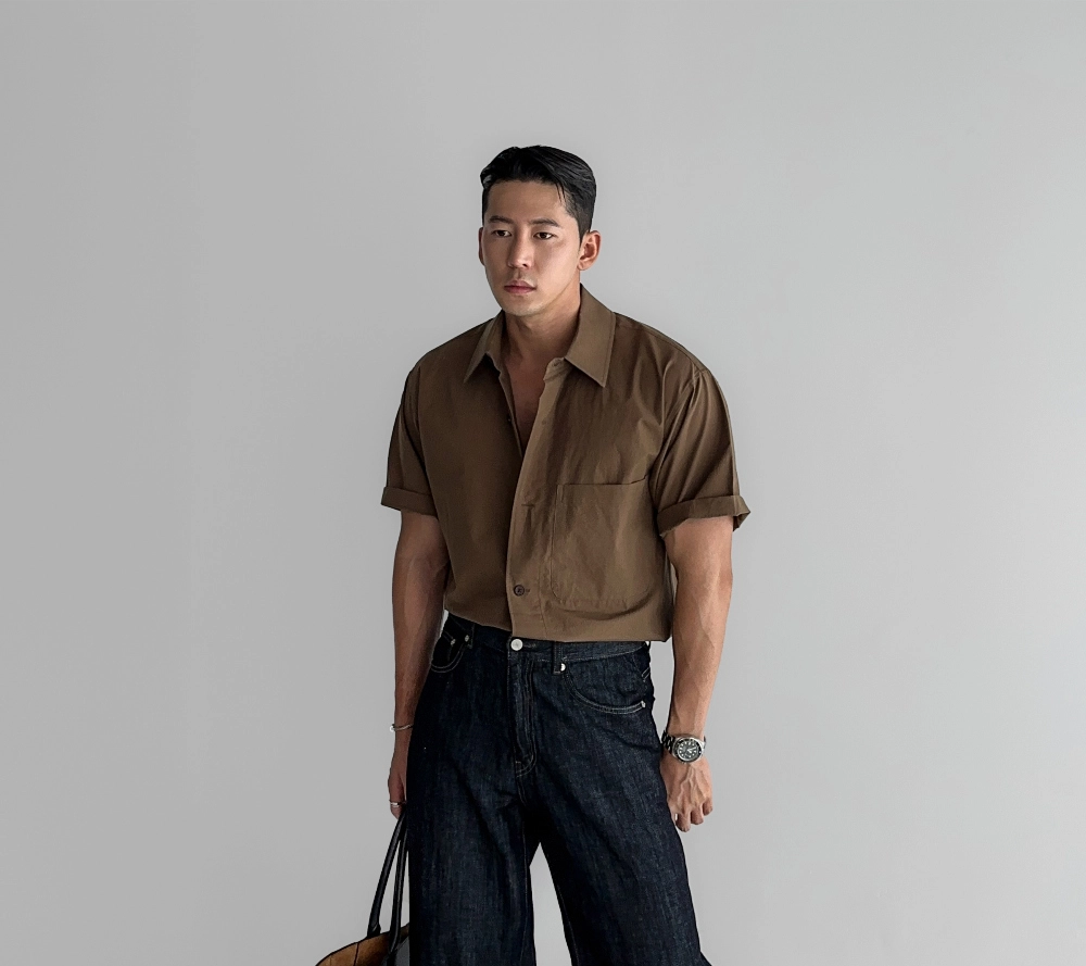 반팔 티셔츠 모델 착용 이미지-S546L16