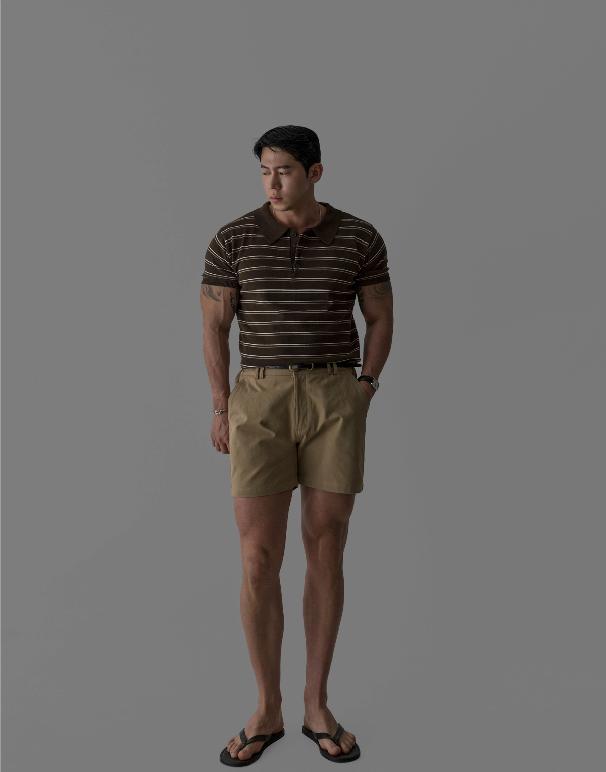반팔 티셔츠 모델 착용 이미지-S344L23