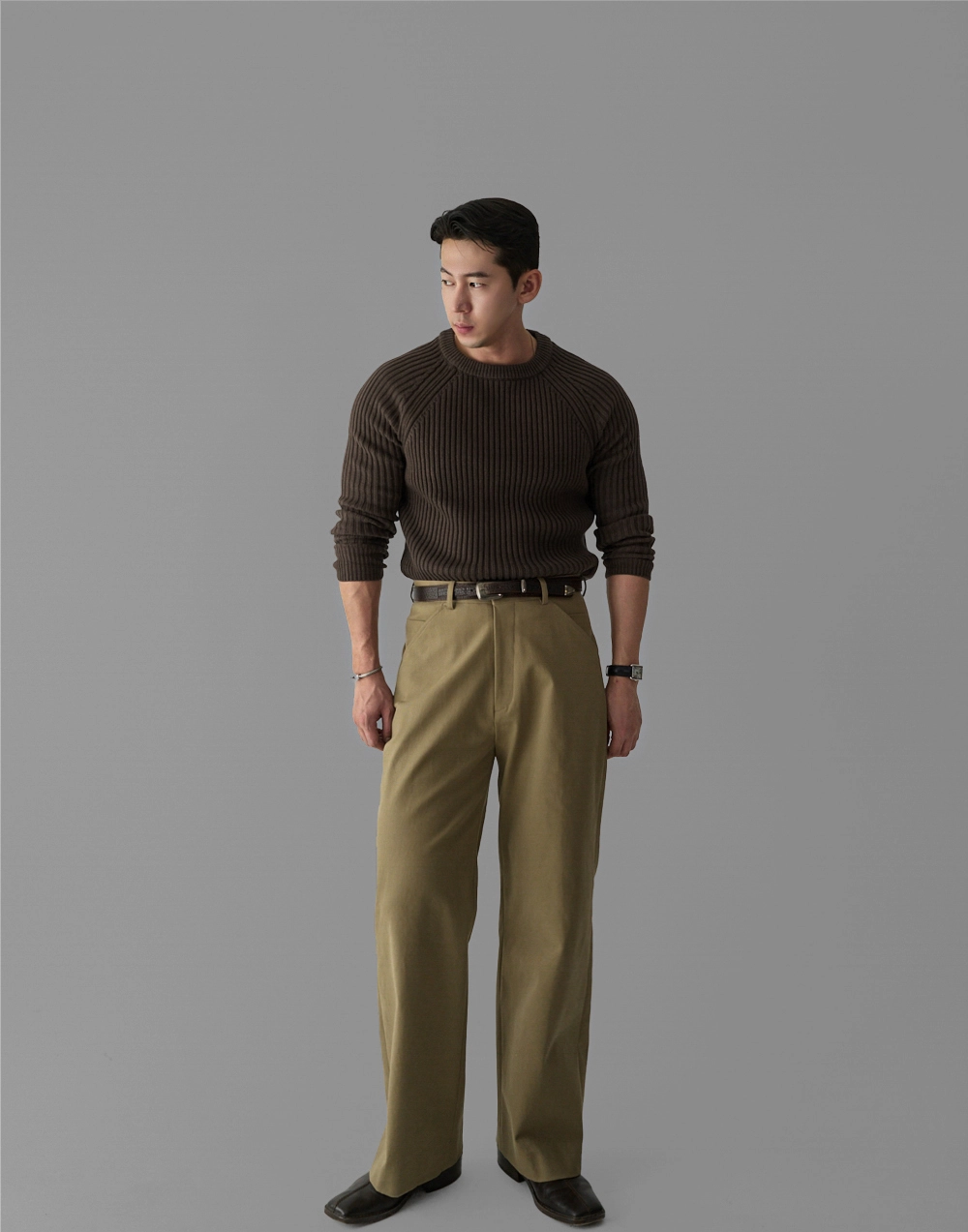 긴팔 티셔츠 모델 착용 이미지-S663L11