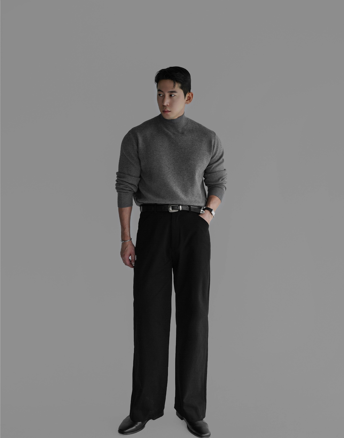 긴팔 티셔츠 모델 착용 이미지-S438L6