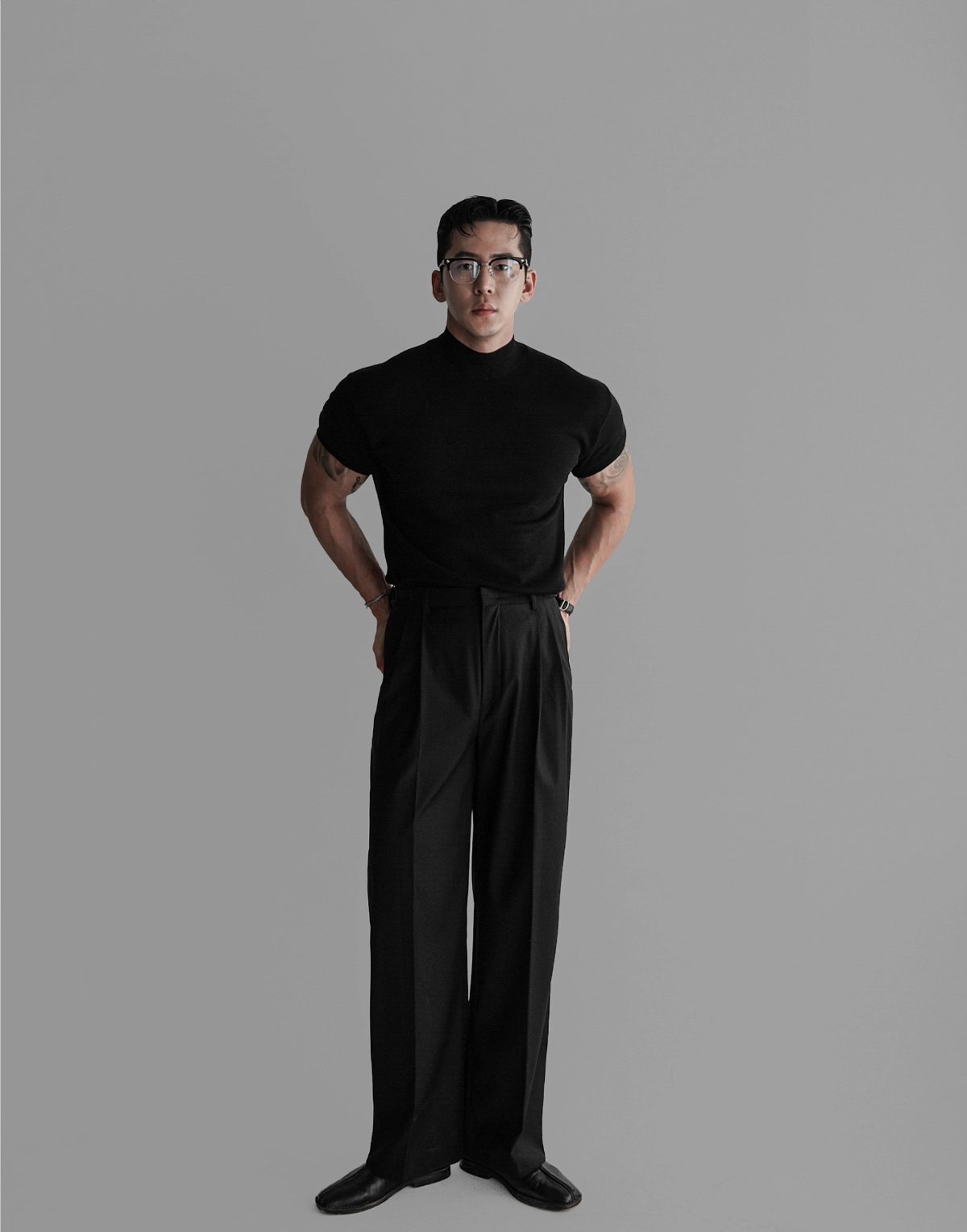 반팔 티셔츠 모델 착용 이미지-S437L51